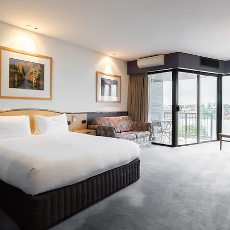 Lakes Hotel-2