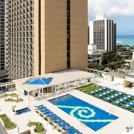 Hilton Waikiki Beach Resort & Spa-3