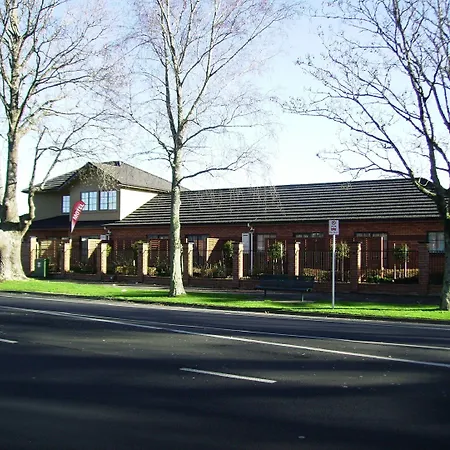 Albert Court Motor Lodge-3