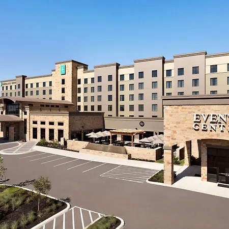 Embassy Suites San Antonio Brooks City Base Hotel & Spa-2