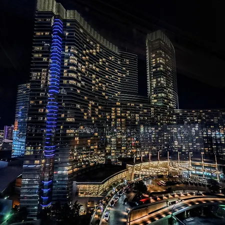 Stripviewsuites At Vdara-2