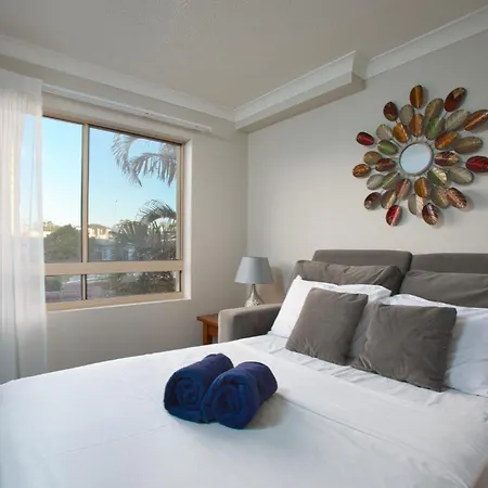 Bila Vista Kirra Beachside Apartments-2