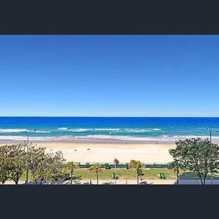 Hi Surf Beachfront Resort Apartments Official Site-3