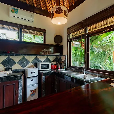 Sama'S Cottages And Villas-3