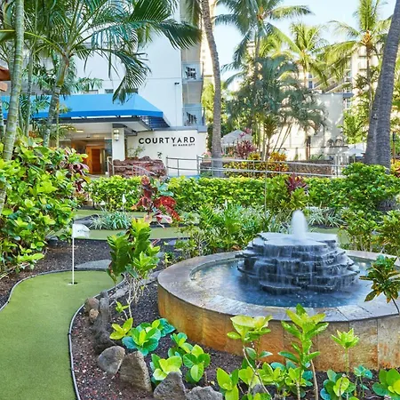 Courtyard By Marriott Waikiki Beach-2