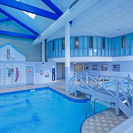 Gloucester Robinswood Hotel By Sunday-3