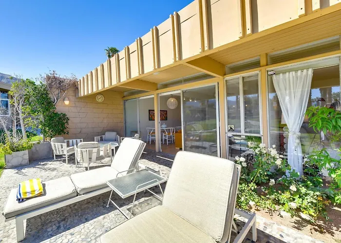 Mid-Century El Paseo Condo In Iconic Sandpiper! Palm Desert