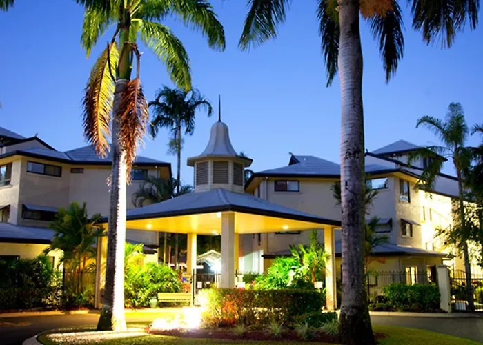Club Wyndham Cairns Hotel