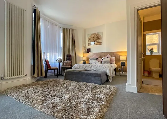 Oyo The Chatwal Boutique Hotel Blackpool