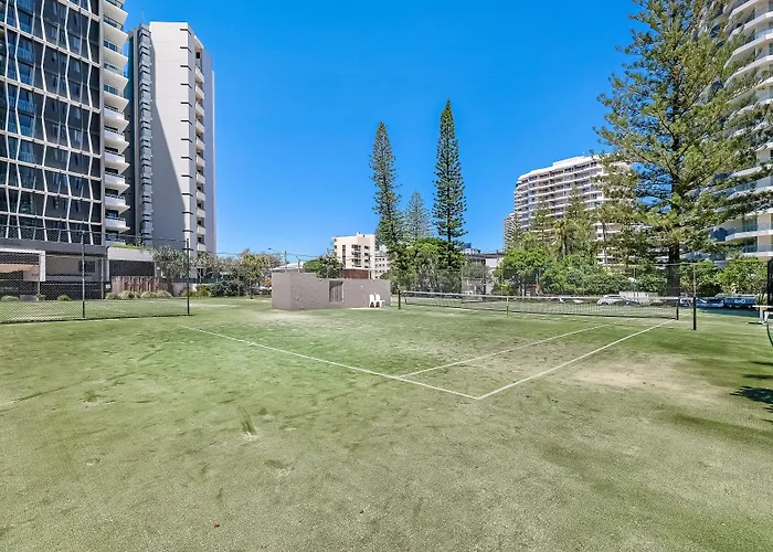 Surfers Century Oceanside Apartments Gold Coast