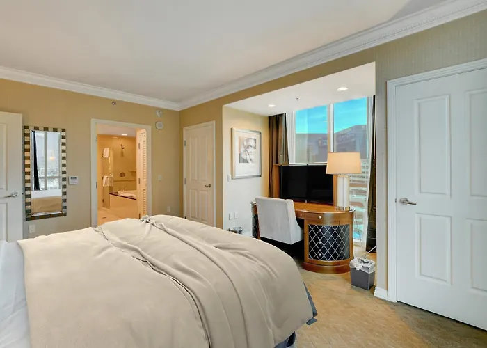 Stripviewsuites At Signature Las Vegas