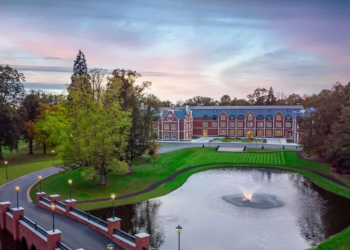 Fairmont Windsor Park Hotel