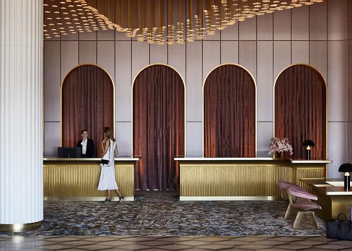 Hotel Chadstone Melbourne Mgallery Collection