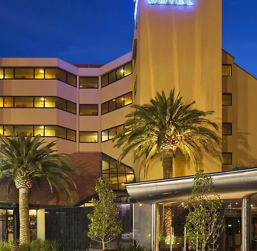 Lakes Hotel Adelaide