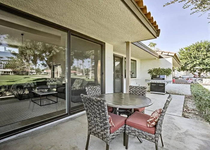 Rancho Las Palmas Resort Condo: Golf, Swim & Play! Rancho Mirage